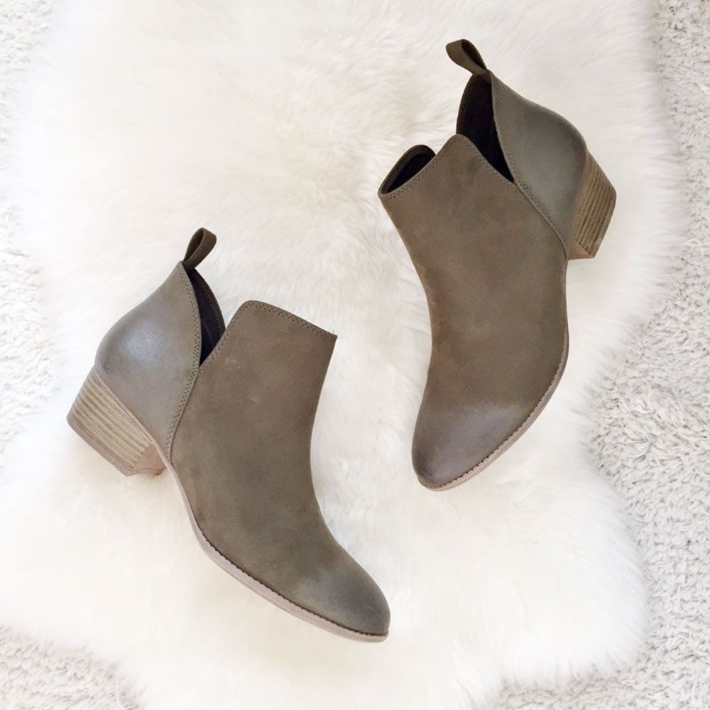 Max Bootie